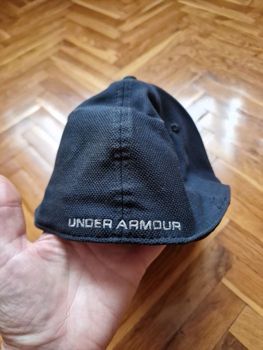 Страхотна мъжка шапка с козирка ADIDAS  и UNDER ARMOUR
