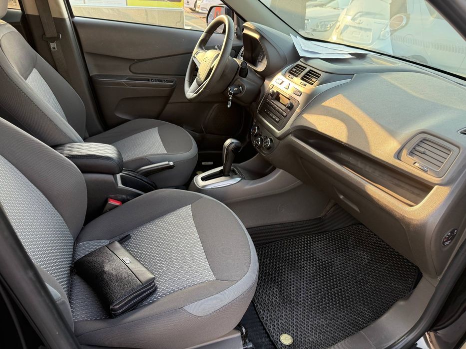 Chevrolet Cobalt 2021 — 5