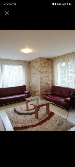 Кожени дивани- отлично състояние