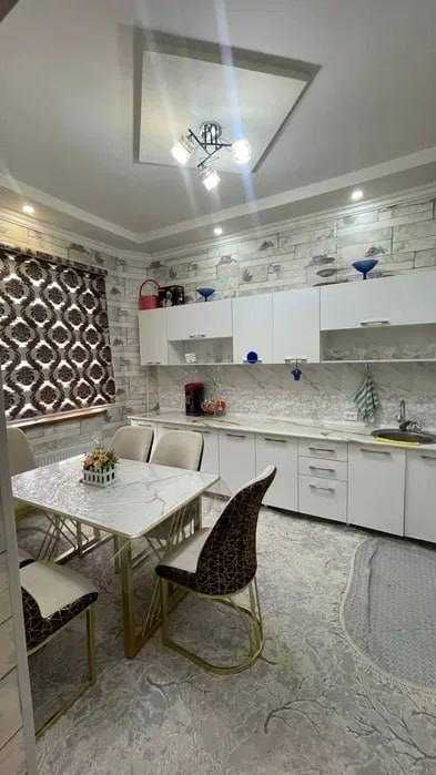 Srochna Uchastka sotiladi 1.7 sotik Pabeda mahallasida