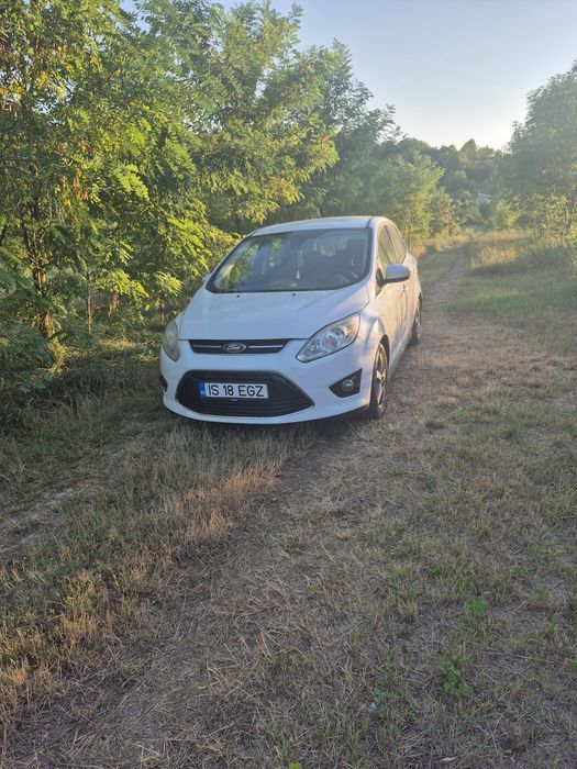 Vând Ford c max 2013