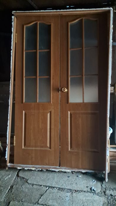 Продам двойную дверь