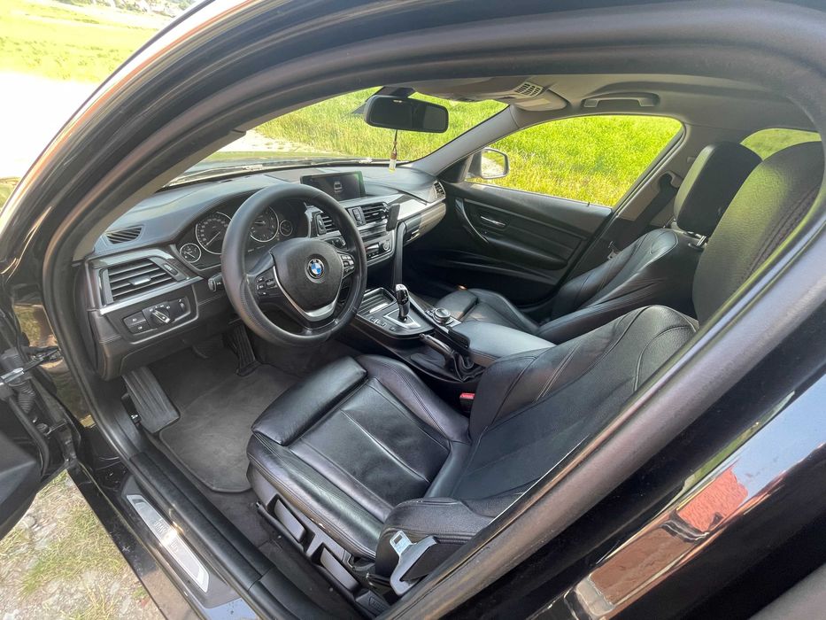 BMW 318D Luxury F30 2014, 279500 km