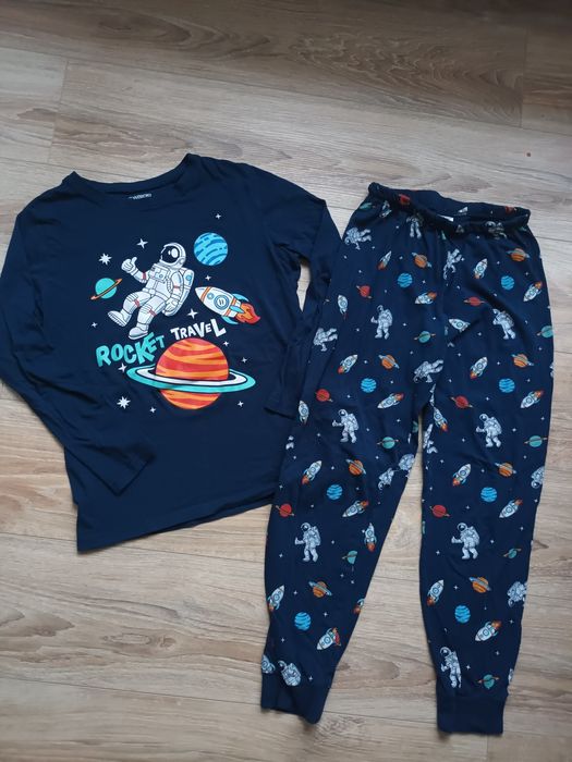 Пижама за момче размер 146 - 152 см
