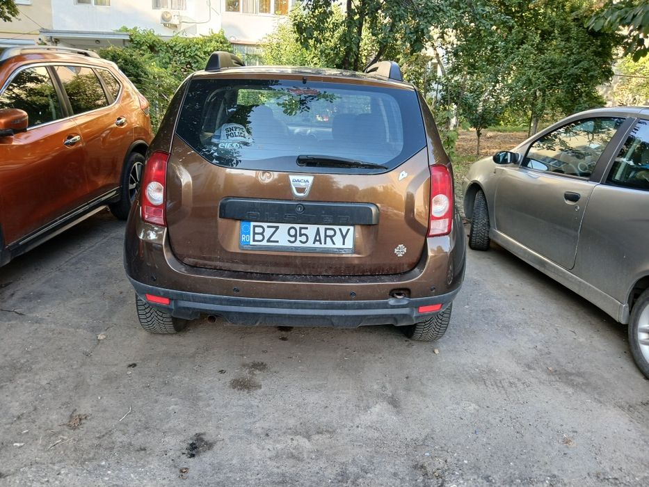Vind dacia duster
