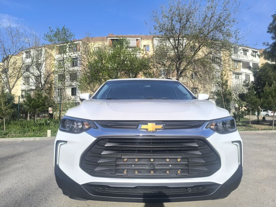 Срочно продается Chevy Tracker 2 2023 года, 1,25 L. Turbo