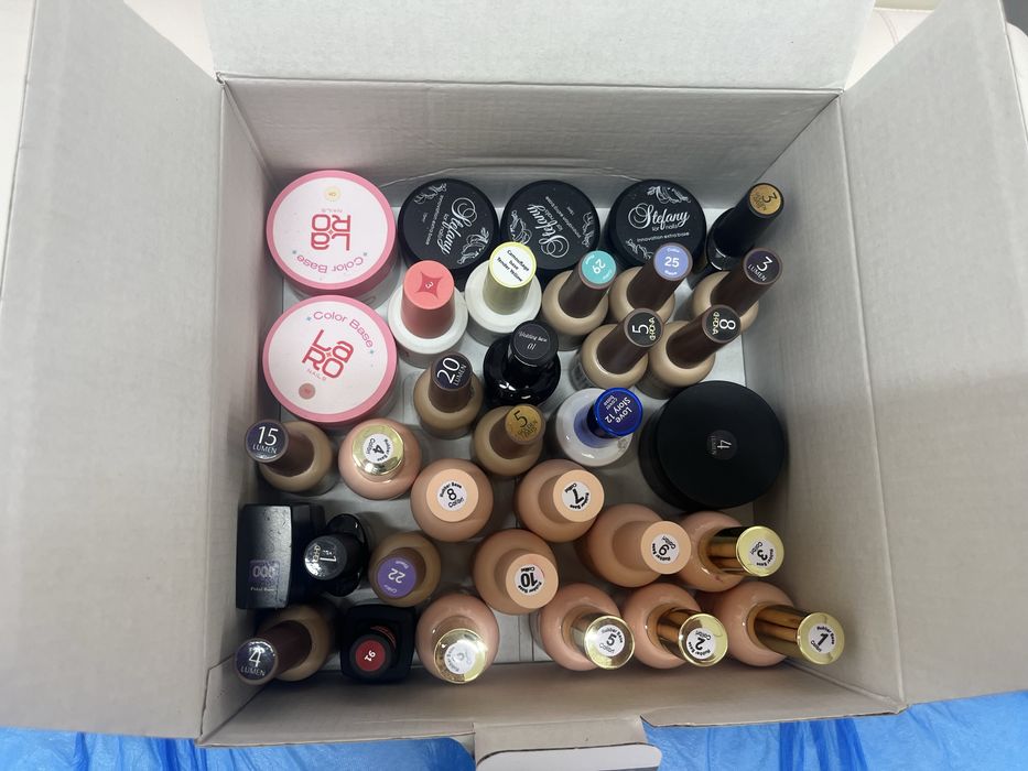 Продам базы для маникюра б/у