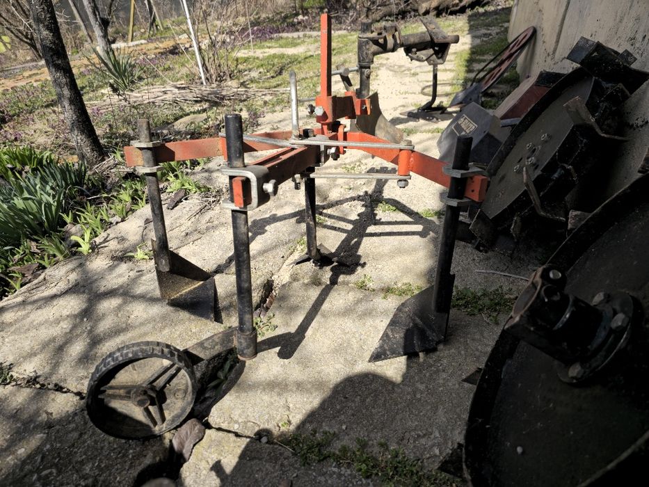 Инвентар за мото фреза плуг,култиватор, метални колела,браздир