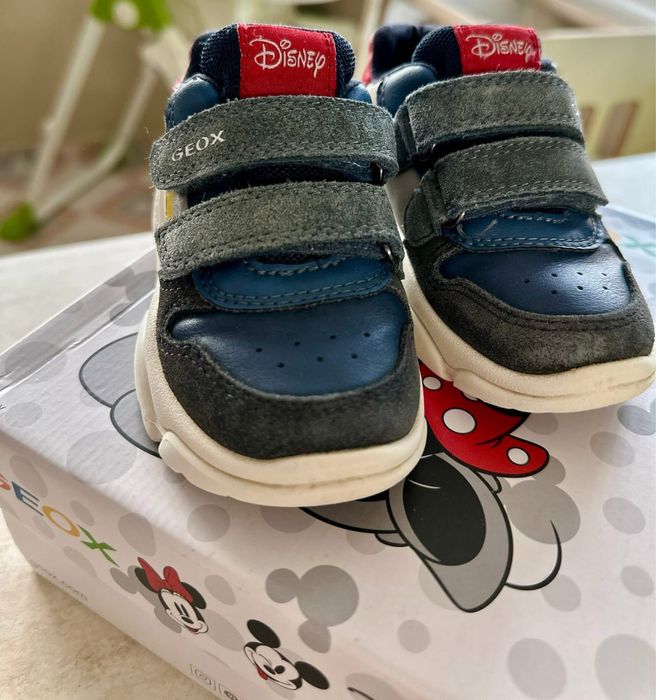 Дестски сниикърс Geox