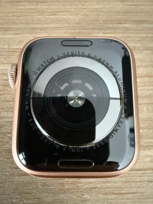 Apple Watch Series 4 40mm GPS Gold + Apple Milanese Loop originală + încărcăt