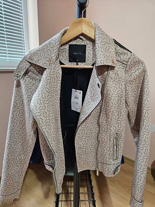 Яке на марката Мохито