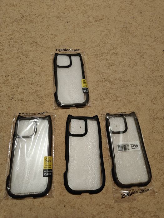 Чехол на iPhone 16 Pro Max