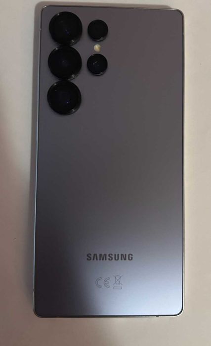 Може бартер за скутер 50 кубика...Samsung galaxy S 25 ultra