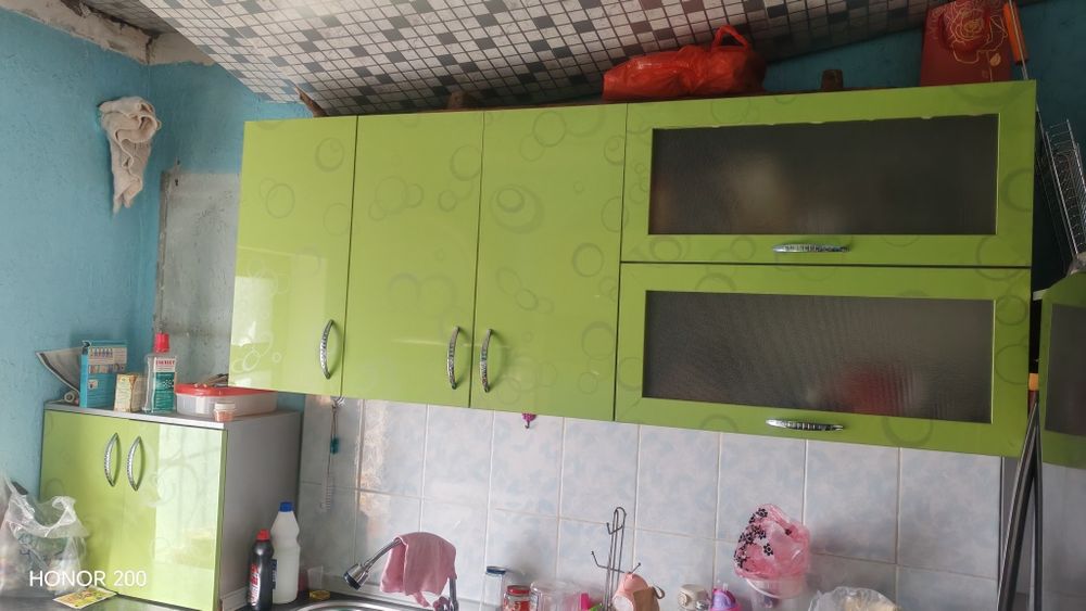 Кухонный гарнитур в отличном состоянии