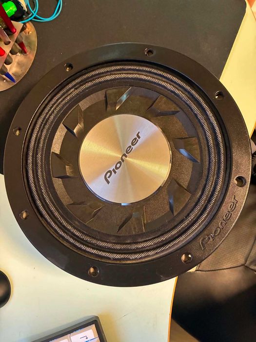 Колона Pioneer TS-SW1241D