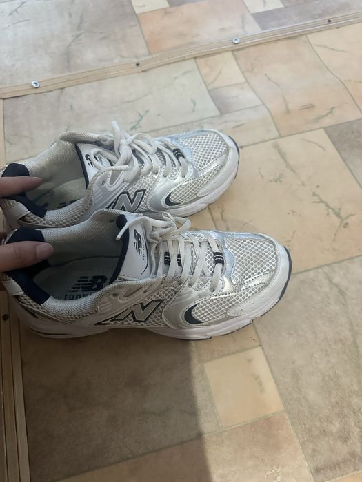 Кросовки 2500 бу размер 38