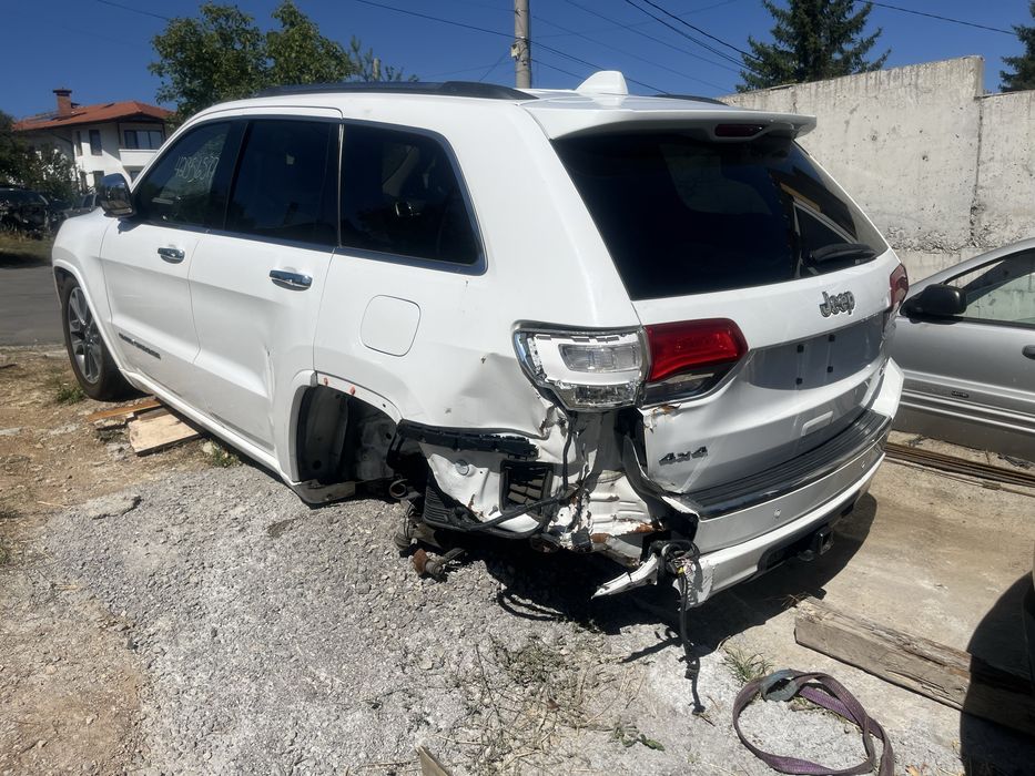 Продавам Jeep Grand Cherokee WK2 3.6 на части