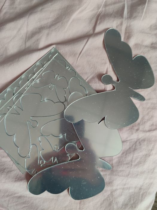 Стикери за стена