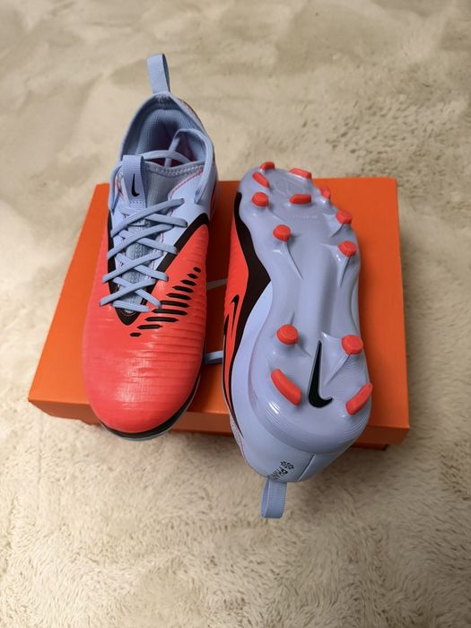 Бутонки   Nike Phantom Low Acad