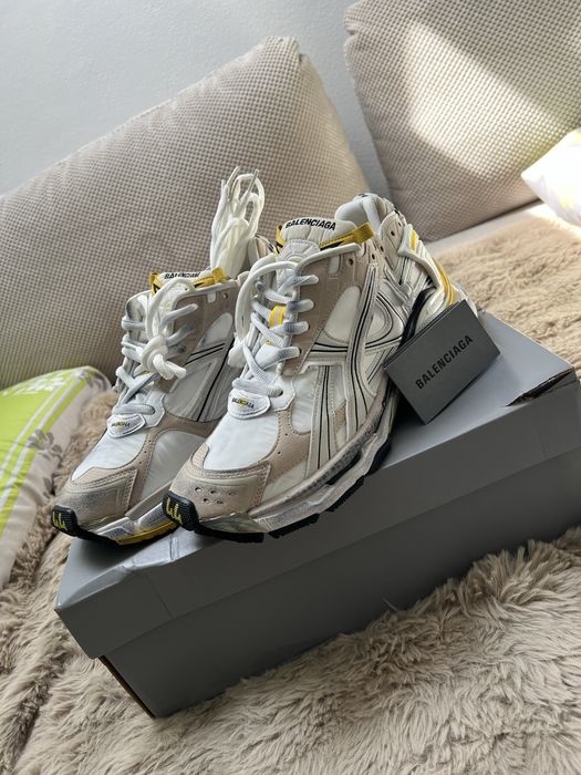 Balenciaga runner 44