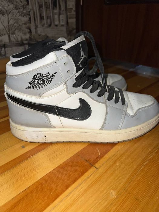 Кроссовки Air jordan 1 размер 40