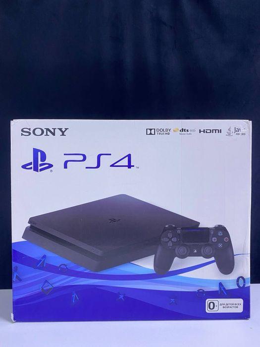 Play Station 4 Slim