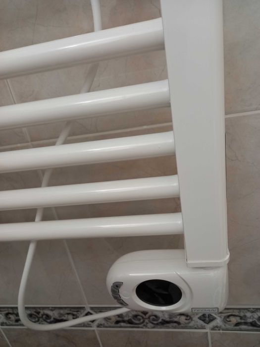 Електрическа лира за баня на марката "Тедан"