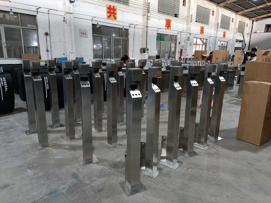 Урны и контейнеры из нержавеющей стали