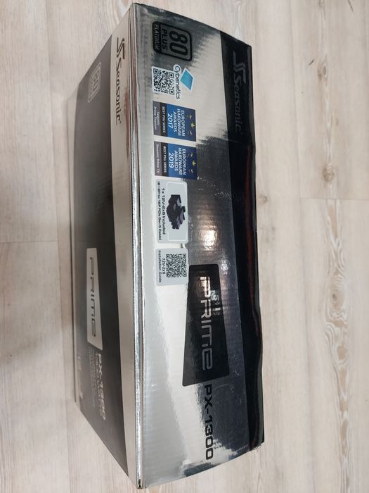 Блок питания Seasonic Platinum 1300W б/у
Модульн