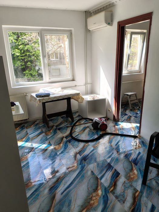 Inchiriez apartament