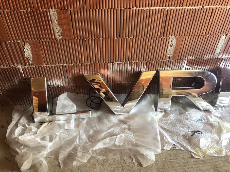 LAND ROVER Лед Букви / нови /