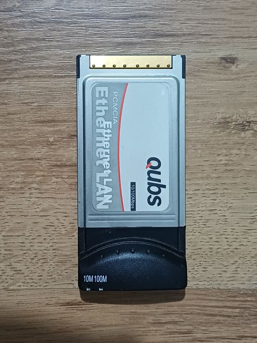 Adaptor pentru laptop slot PCMCIA . Placa retea