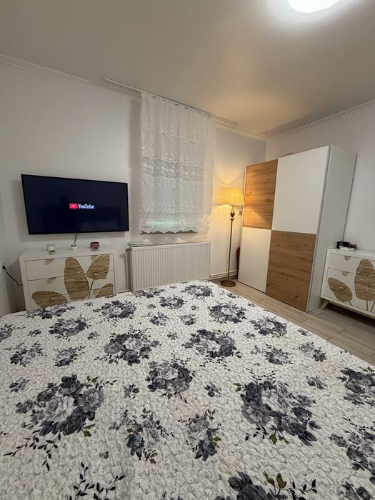Proprietar inchiriez apartament cu o camera