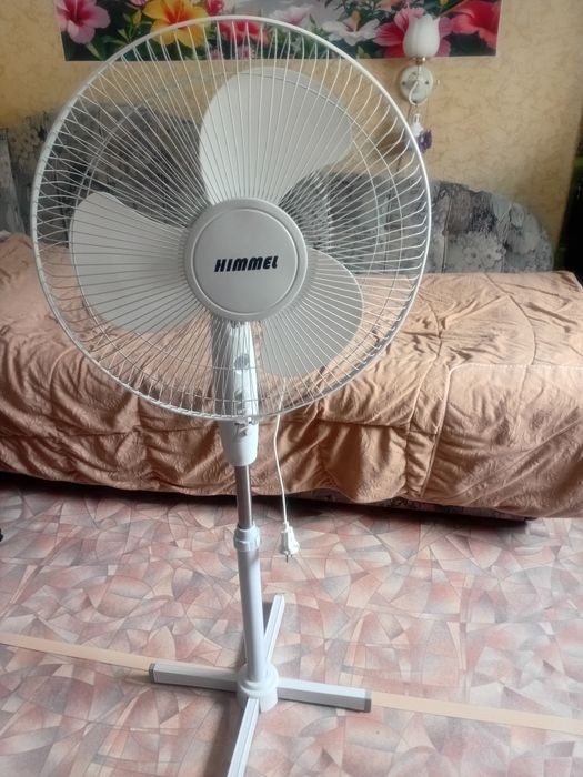 Продам напольный вентилятор..