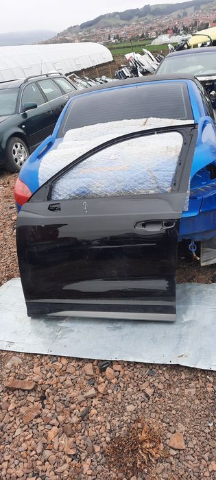 Предна врата за фолксваген е-трон.