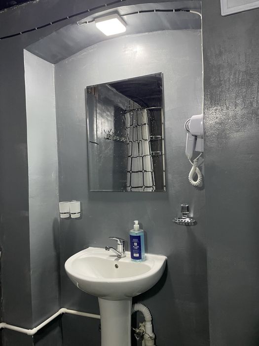 C CLASS HOSTEL ga taklif qilamiz