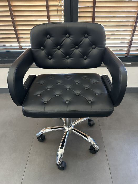 СТОЛ НА КОЛЕЛЦА VERSAY - 24м гаранция и безплатна доставка до офис