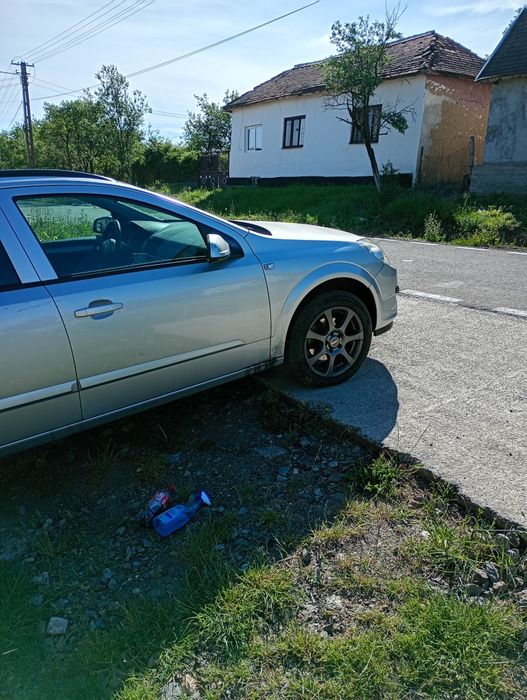 Opel Astra  2005