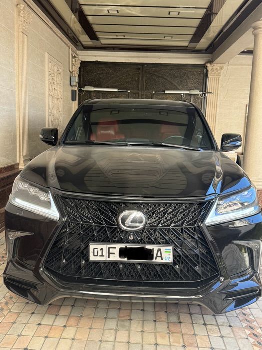 Lexus LX 570 sotiladi