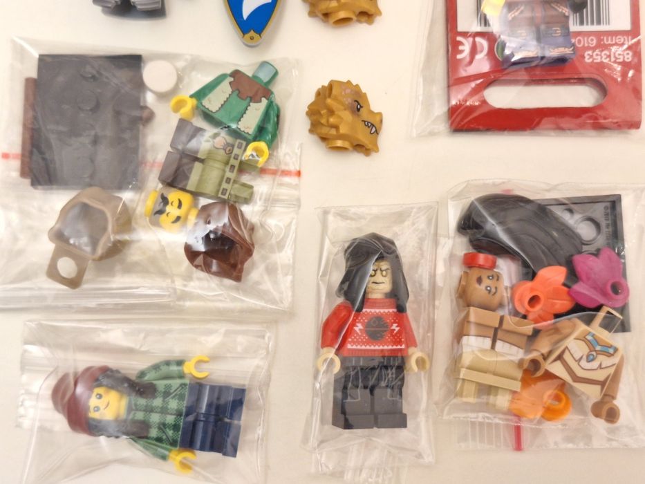 LEGO figurine si accesorii