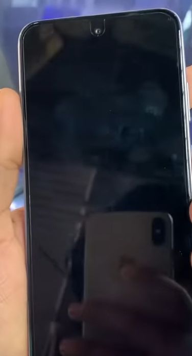 Telefon holati zor. 1oy bolmagan ishlatilganiga