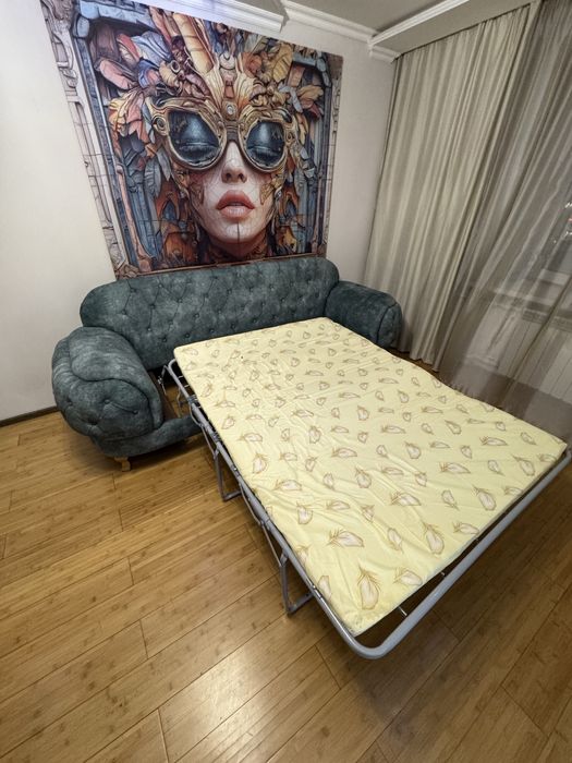 Продам диван в отличном состоянии