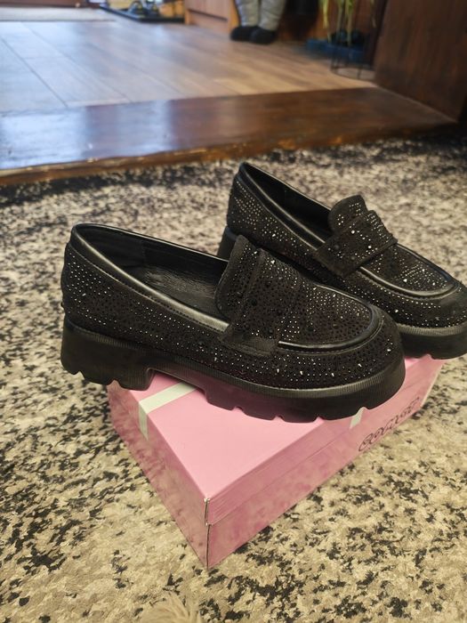 Детски черни лоуфъри