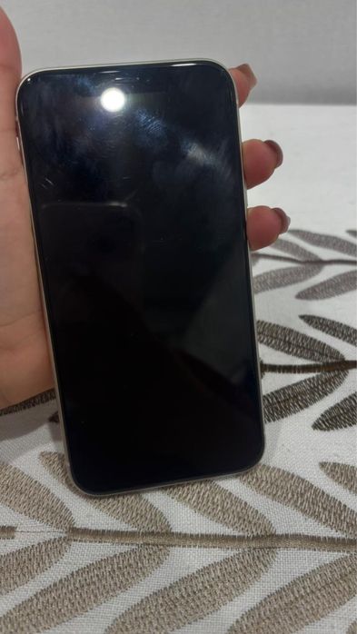 Продам Iphone 11, айфон 11