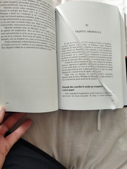 Istoria secreta a templierilor (recopertata cartonat)- Laurent de Varg