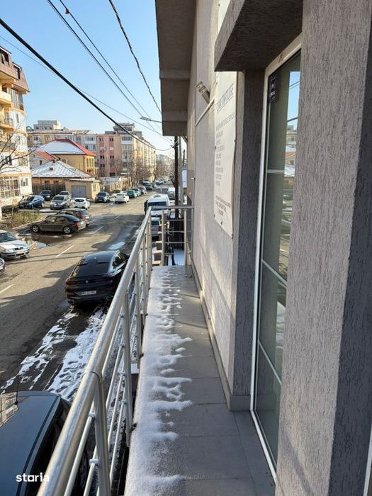 Casa P+1, 350 mp utili, teren 500 mp, zona Craiovita Noua