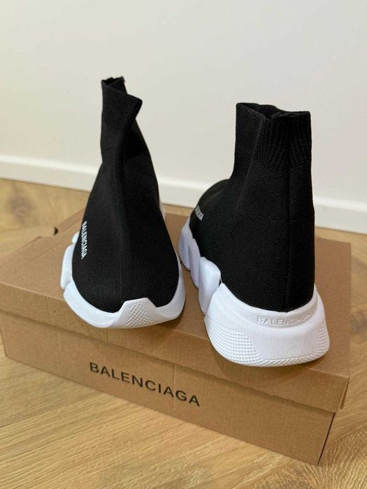 Balenciaga SpeedTrainer model nou