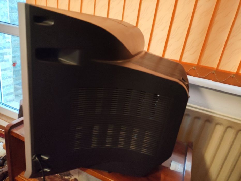 Телевизор SAMSUNG CW-21Z403N