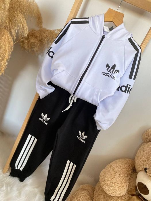 Екипи Адидас 2 части