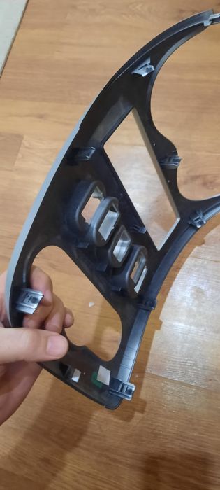 Продам фары оригинал  Renault Sandero и панель